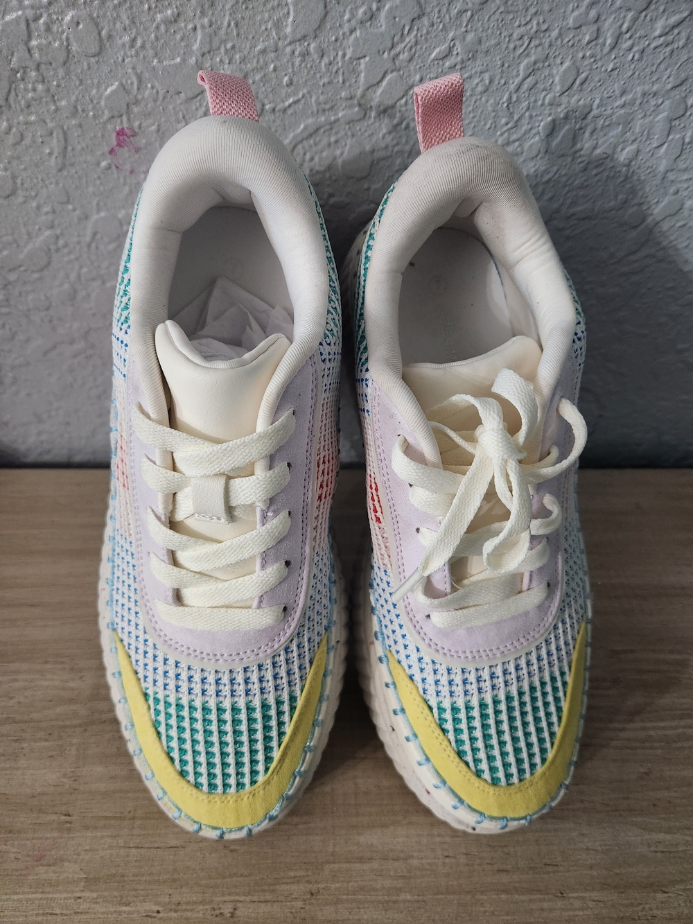 Dream Pairs Pastel Multicolor Knit Sneakers with Yellow Accent
